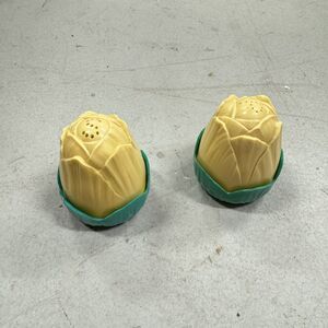 Vintage Tulips Flower Salt & Pepper Shaker Set Jaydon Yellow & Green 2” Plastic